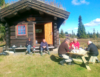 Dugnad Velkoia september 2011 - Elgåsen, Kuåsen og Aksjøen Velforening - Foto: Erik Helli